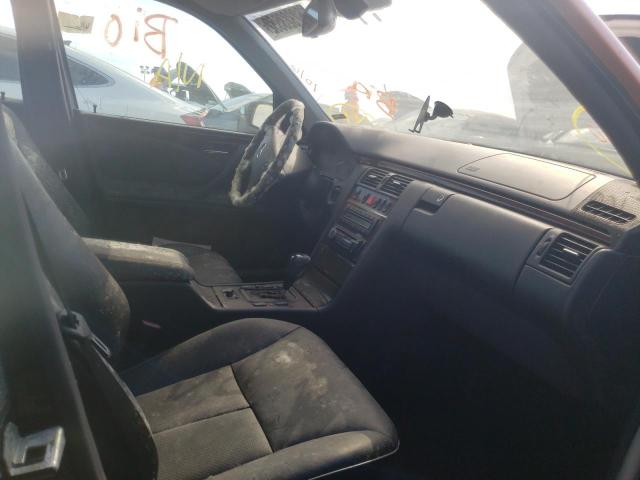 Photo 5 from auction – 2001 MERCEDES-BENZ E 320 with VIN WDBJF65J41B197315