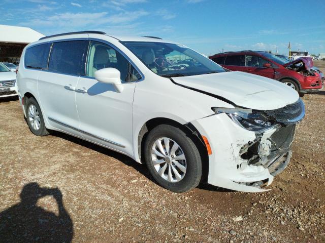 CHRYSLER PACIFICA T 2017 with VIN 2C4RC1BG4HR823787 - Photo from auction