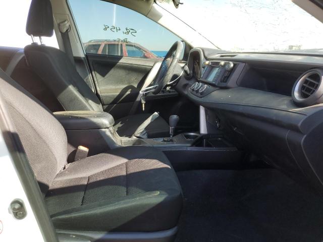 Photo 5 from auction – 2017 TOYOTA RAV4 LE with VIN 2T3BFREV6HW576943