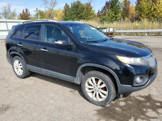 Photo 1 from auction – 2011 KIA SORENTO EX with VIN 5XYKU3A12BG059344