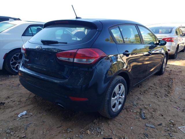 Photo 4 from auction – 2017 KIA FORTE LX with VIN KNAFK5A85H5719875