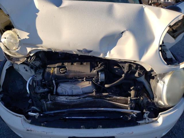 Photo 7 from auction – 2008 MINI COOPER CLU with VIN WMWML33548TN67773