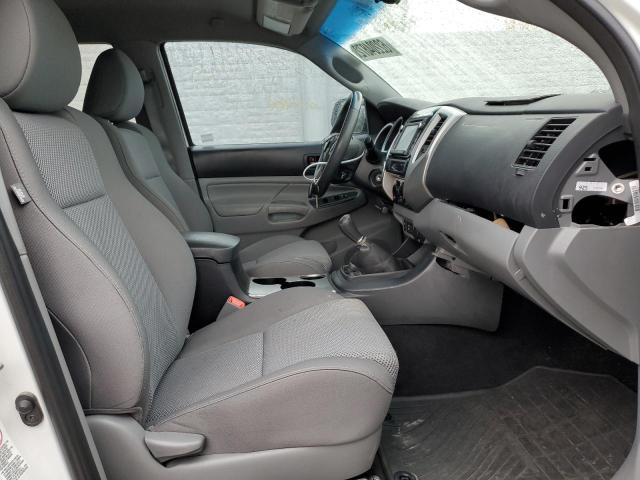 Photo 5 from auction – 2014 TOYOTA TACOMA DOU with VIN 5TFLU4EN3EX108639