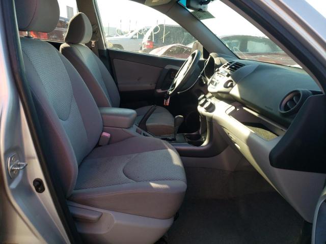Photo 5 from auction – 2006 TOYOTA RAV4 with VIN JTMBD33V065001229