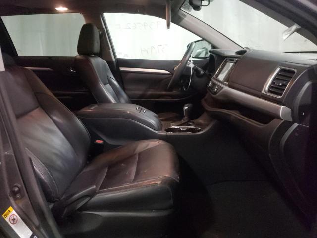 Photo 5 from auction – 2016 TOYOTA HIGHLANDER with VIN 5TDJKRFH5GS237350