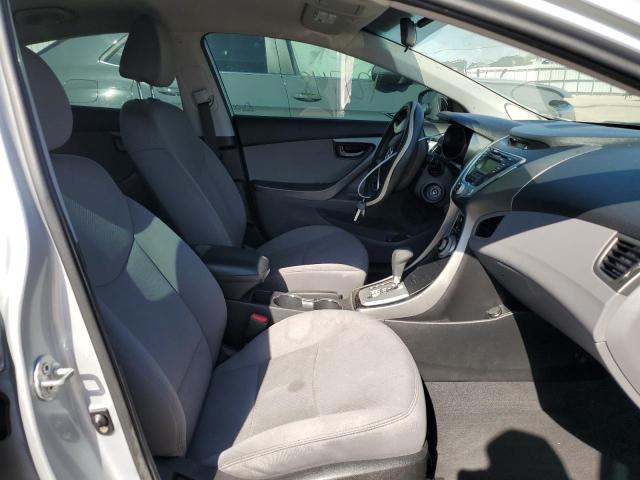 Photo 5 from auction – 2011 HYUNDAI ELANTRA GL with VIN 5NPDH4AE6BH022201