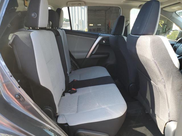 Photo 6 from auction – 2017 TOYOTA RAV4 XLE with VIN JTMRFREV2HD204415