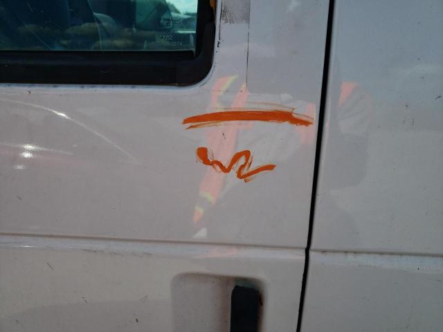 Photo 9 from auction – 2002 FORD ECONOLINE with VIN 1FTNE24L52HB12529