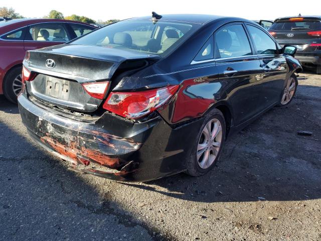Photo 4 from auction – 2011 HYUNDAI SONATA SE with VIN 5NPEC4AC2BH141199