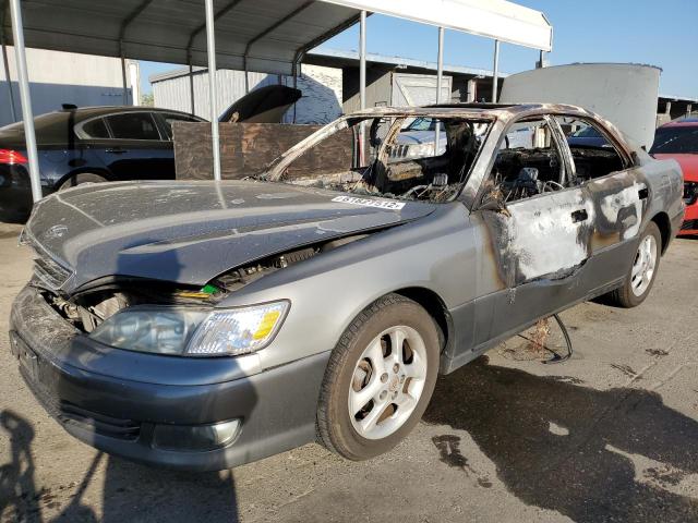 Photo 2 from auction – 2000 LEXUS ES 300 with VIN JT8BF28G8Y0274402