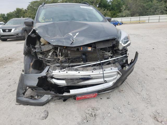 Photo 9 from auction – 2017 FORD ESCAPE SE with VIN 1FMCU0GD9HUD10500