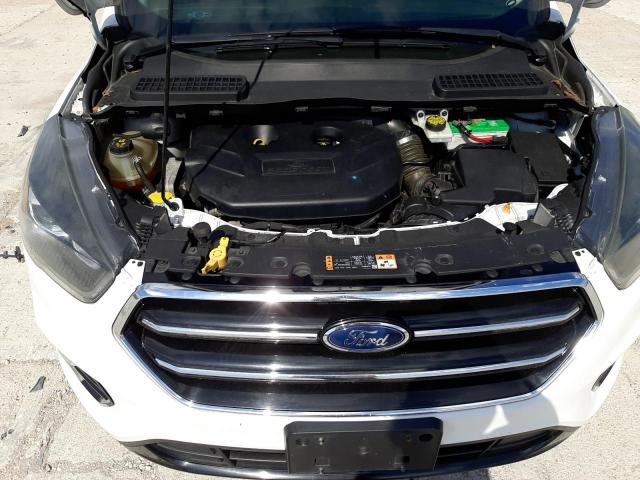 Photo 7 from auction – 2017 FORD ESCAPE SE with VIN 1FMCU9G93HUD74239