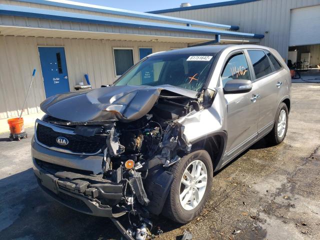 Photo 2 from auction – 2014 KIA SORENTO LX with VIN 5XYKTCA6XEG532409