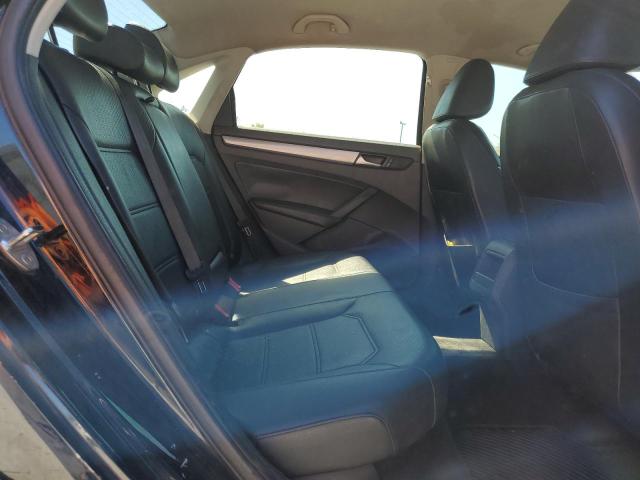 Photo 6 from auction – 2015 VOLKSWAGEN PASSAT S with VIN 1VWAS7A3XFC086406