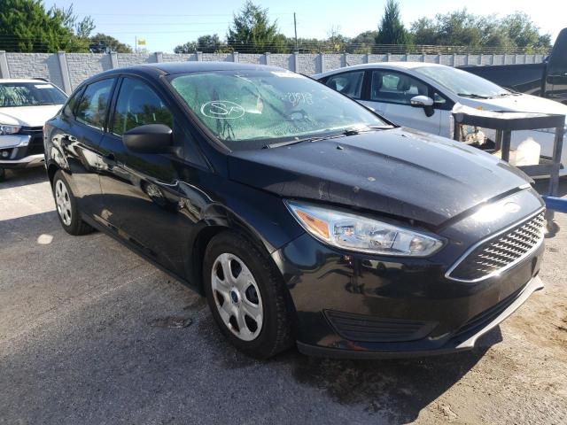 FORD FOCUS S 2018 с VIN 1FADP3E22JL299800 - Фото с аукциона