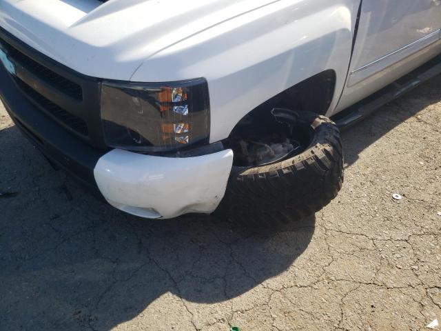 Photo 9 from auction – 2009 CHEVROLET SILVERADO with VIN 1GCEC29J89Z271028