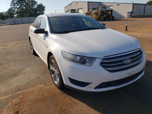 FORD TAURUS SE 2015 with VIN 1FAHP2D86FG183680 - Photo from auction