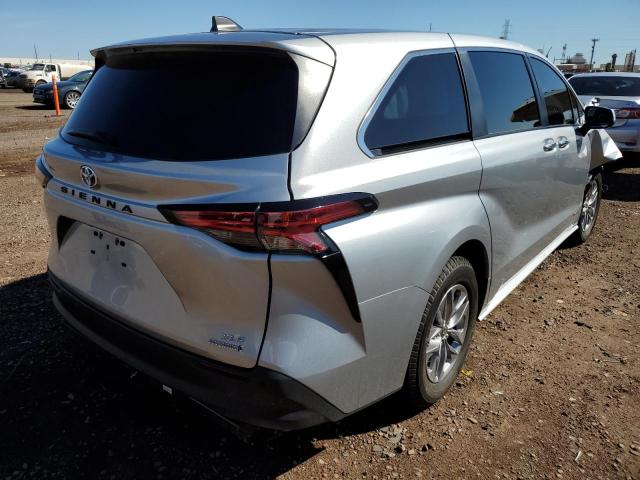 Photo 4 from auction – 2021 TOYOTA SIENNA XLE with VIN 5TDYRKEC3MS024447