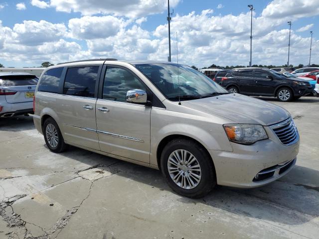 CHRYSLER TOWN & COU 2013 with VIN 2C4RC1CGXDR646719 - Photo from auction
