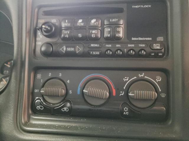 Photo 9 from auction – 2002 CHEVROLET SILVERADO with VIN 2GCEC19V321341255