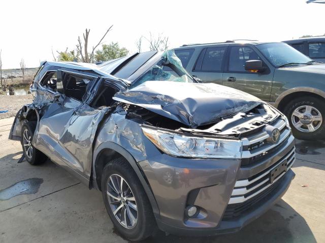 TOYOTA HIGHLANDER 2018 con VIN 5TDKZRFH7JS541190 - Foto de la subasta