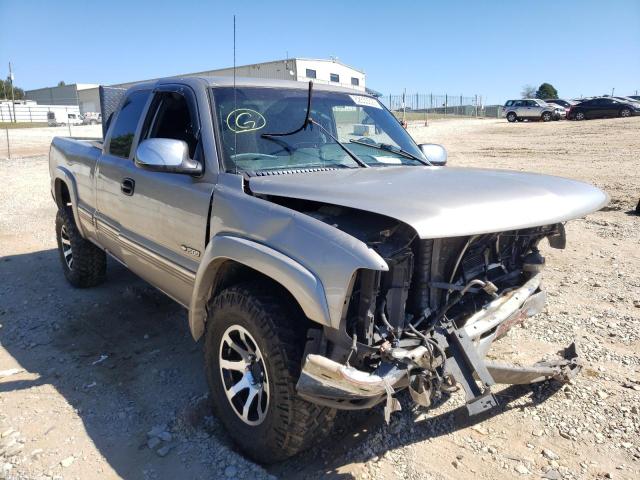 Фото 1 с аукциона – 2000 CHEVROLET silverado с VIN 1GCEK19T2YE356175