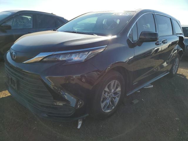 Photo 2 from auction – 2021 TOYOTA SIENNA LE with VIN 5TDKSKFC2MS009463