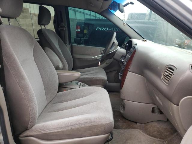 Photo 5 from auction – 2002 CHRYSLER TOWN & COU with VIN 2C4GP74L52R761798
