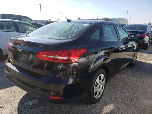 Photo 4 from auction – 2018 FORD FOCUS S with VIN 1FADP3E22JL299800