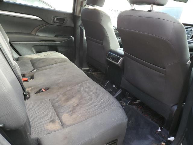 Photo 6 from auction – 2016 TOYOTA HIGHLANDER with VIN 5TDBKRFH2GS325115