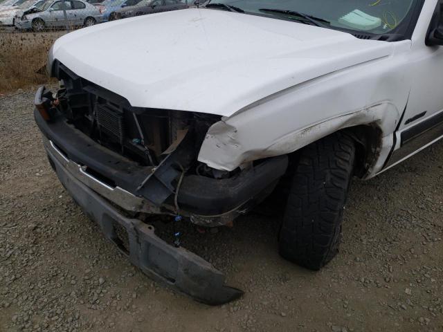 Photo 9 from auction – 2004 CHEVROLET SILVERADO with VIN 1GCGK29U44Z100839