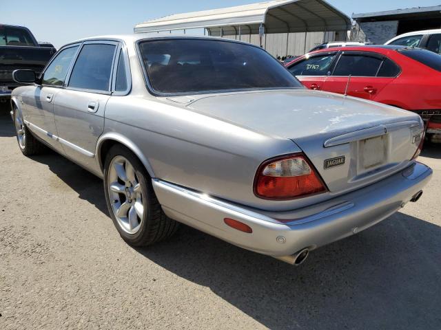 صورة رقم 3 من المزاد - 2002 JAGUAR XJR مع VIN SAJDA15B62MF49457