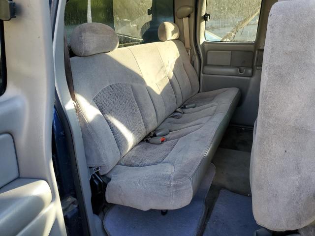 Photo 6 from auction – 2000 CHEVROLET SILVERADO with VIN 2GCEK19T7Y1367741