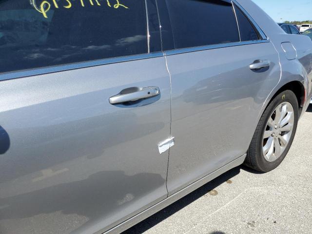 Photo 9 from auction – 2015 CHRYSLER 300 LIMITE with VIN 2C3CCARG9FH736549