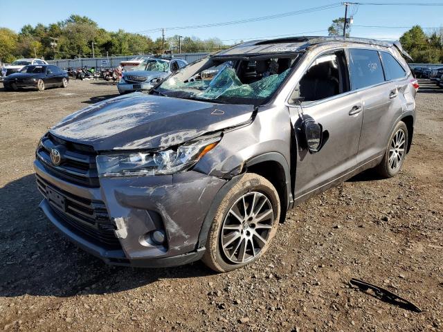 Photo 2 from auction – 2017 TOYOTA HIGHLANDER with VIN 5TDJZRFH3HS472245
