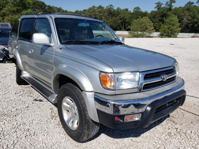 TOYOTA 4RUNNER SR 2000 with VIN JT3GN86R0Y0173084 - Photo from auction