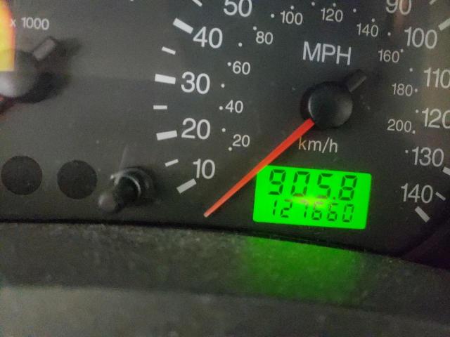 Photo 8 from auction – 2005 FORD FOCUS ZX4 with VIN 1FAFP34N75W148363