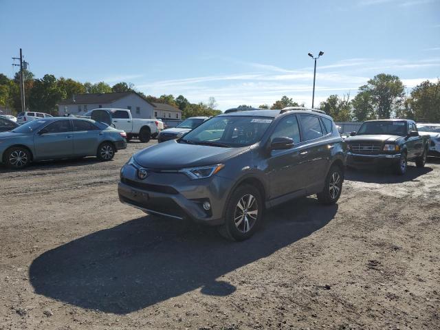 Photo 2 from auction – 2017 TOYOTA RAV4 XLE with VIN JTMRFREV2HD204415