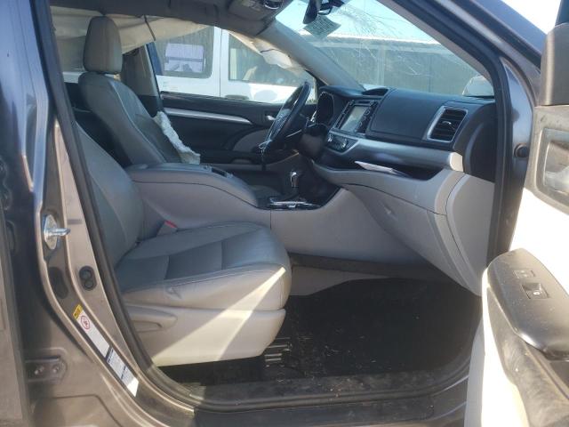 Photo 5 from auction – 2015 TOYOTA HIGHLANDER with VIN 5TDJKRFH9FS217049