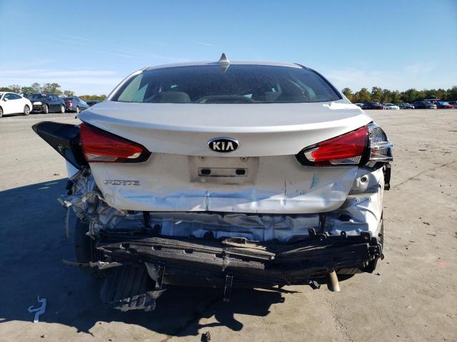 Photo 9 from auction – 2018 KIA FORTE LX with VIN 3KPFL4A71JE267158