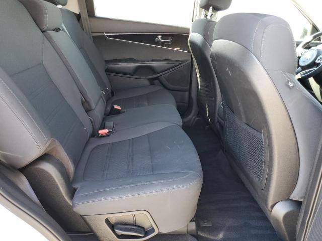 Photo 6 from auction – 2018 KIA SORENTO LX with VIN 5XYPGDA55JG426225