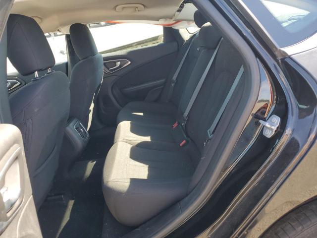 Photo 6 from auction – 2015 CHRYSLER 200 LIMITE with VIN 1C3CCCAB9FN620142