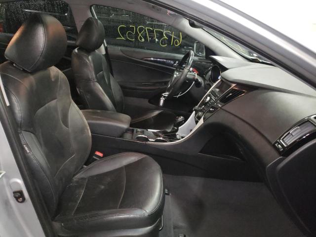 Photo 5 from auction – 2011 HYUNDAI SONATA SE with VIN 5NPEC4AC5BH131217