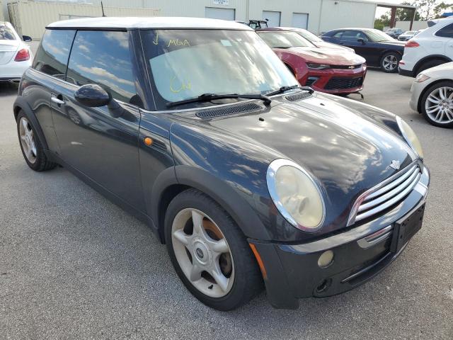 MINI COOPER 2005 with VIN WMWRC33465TJ66556 - Photo from auction