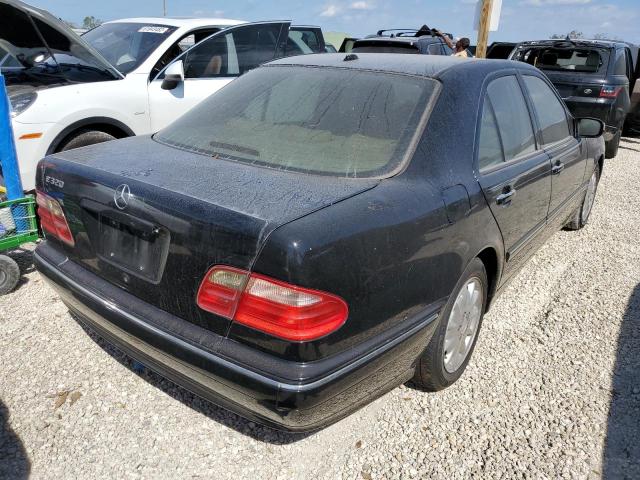 Photo 4 from auction – 2001 MERCEDES-BENZ E 320 with VIN WDBJF65J71B238925