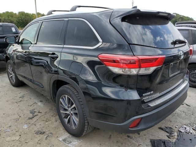 Photo 3 from auction – 2017 TOYOTA HIGHLANDER with VIN 5TDKZRFH8HS522559