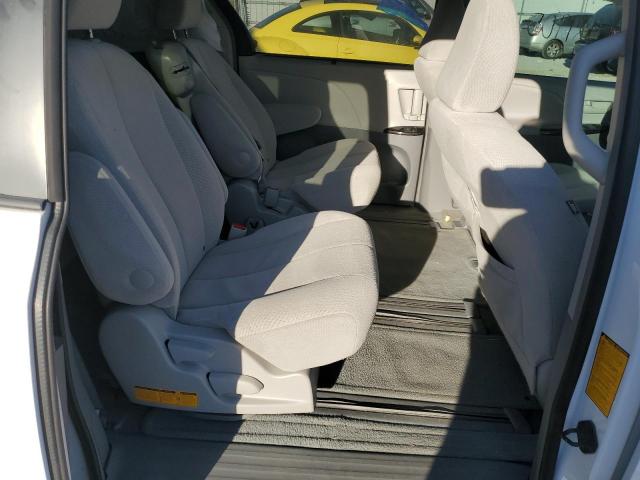 Photo 6 from auction – 2012 TOYOTA SIENNA LE with VIN 5TDKK3DC7CS206958