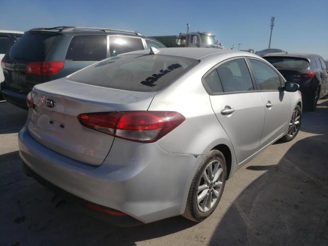 Photo 4 from auction – 2017 KIA FORTE LX with VIN 3KPFL4A76HE126645