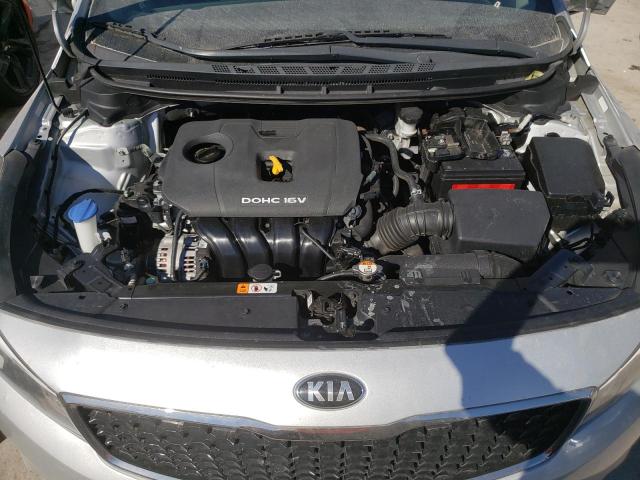 Photo 7 from auction – 2017 KIA FORTE LX with VIN 3KPFL4A76HE126645