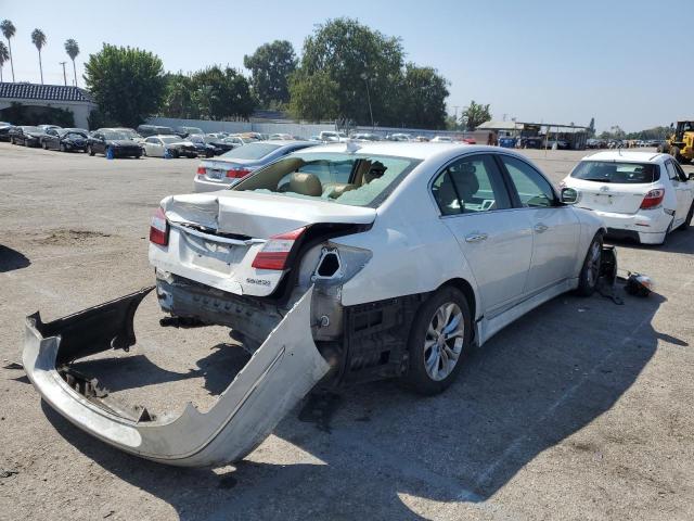 Photo 4 from auction – 2013 HYUNDAI GENESIS 3. with VIN KMHGC4DD4DU226112